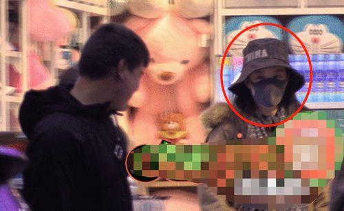 国产偷拍走光在线观看,在线观看背后的真相与警示